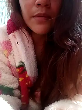 Snapshot of ZUCAAT chatting on October 2025 06:06:02 AM ZUCAAT online show from October 2025 06:06:02 AM