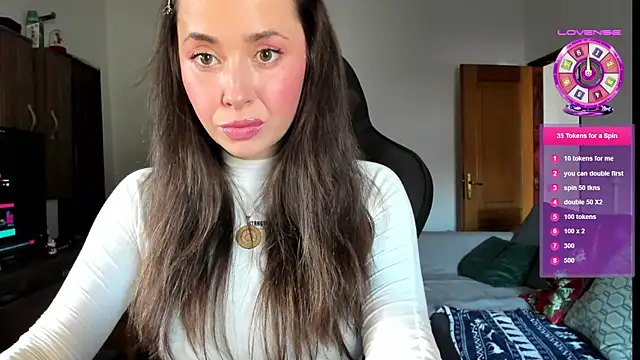 Snapshot of PlayfulGoddess chatting on February 2025 01:29:01 PM PlayfulGoddess online show from February 2025 01:29:01 PM