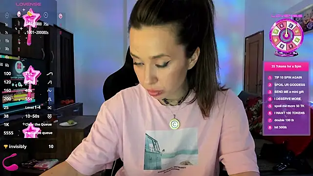 Snapshot of PlayfulGoddess chatting on March 2025 06:39:02 PM PlayfulGoddess online show from March 2025 06:39:02 PM