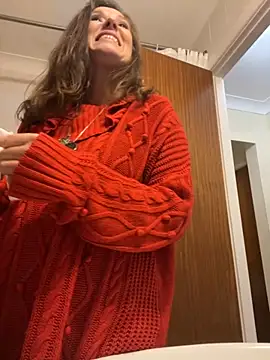 Snapshot of Lwhite1 chatting on October 2025 11:26:02 PM Lwhite1 online show from October 2025 11:26:02 PM