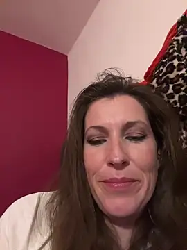Lwhite1 online show from April 2026 10:49:02 PM
