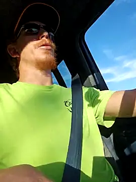 Snapshot of REDHAMMER_ chatting on January 2026 09:18:01 PM REDHAMMER online show from January 2026 09:18:01 PM