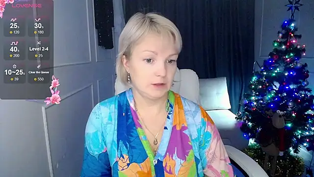 Snapshot of Juarnea chatting on December 2024 02:02:01 PM Juarnea online show from December 2024 02:02:01 PM