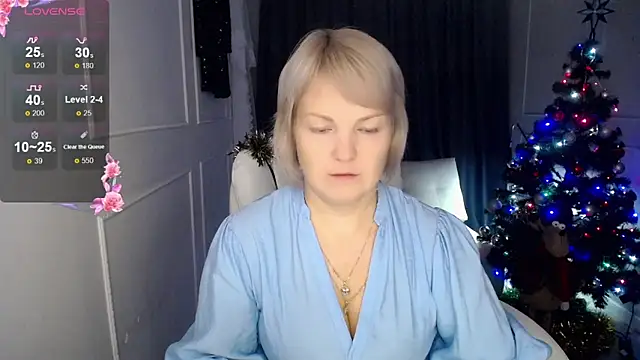 Snapshot of Juarnea chatting on December 2024 03:01:01 PM Juarnea online show from December 2024 03:01:01 PM