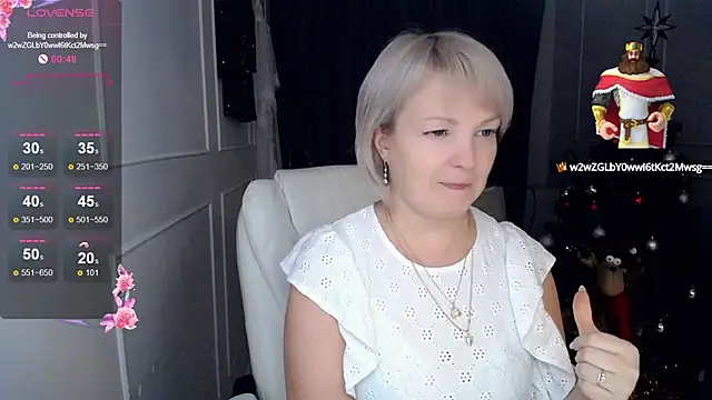 Snapshot of Juarnea chatting on January 2025 01:52:02 PM Juarnea online show from January 2025 01:52:02 PM