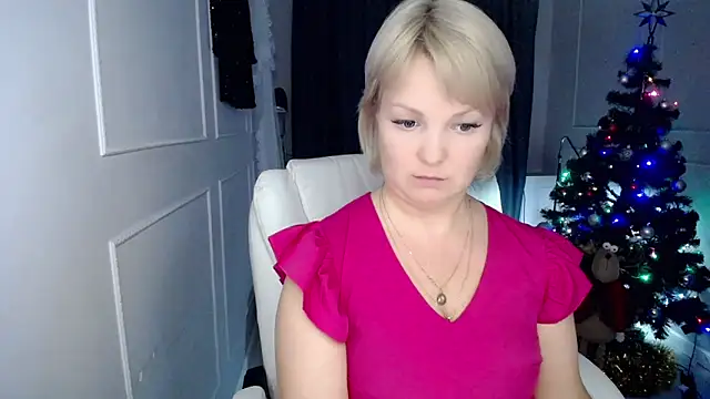 Snapshot of Juarnea chatting on January 2025 08:49:02 PM Juarnea online show from January 2025 08:49:02 PM