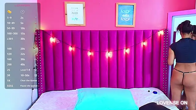 littleebonny online show from December 2024 12:16:02 PM