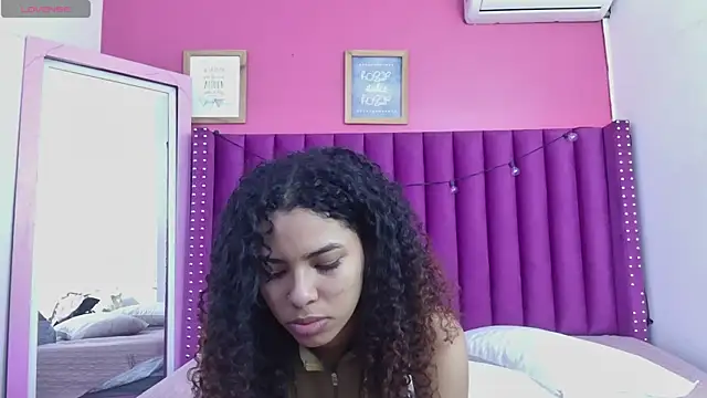 littleebonny online show from March 2026 12:33:11 PM