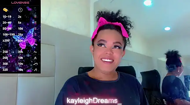 Snapshot of KayleighDreams_ chatting on February 2025 02:28:01 AM KayleighDreams online show from February 2025 02:28:01 AM