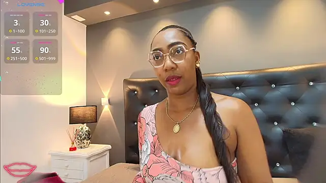 Snapshot of dirtyvictoria chatting on December 2025 12:56:01 PM dirtyvictoria online show from December 2025 12:56:01 PM