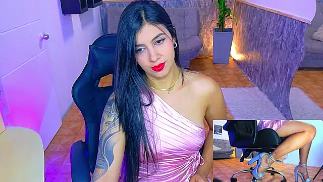 Snapshot of emily_jones_1 chatting on September 2025 04:20:01 PM emily jones 1 online show from September 2025 04:20:01 PM