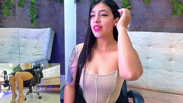 emily jones 1 online show from November 2025 11:41:01 AM