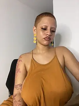 Charlotee  online show from September 2025 06:06:01 AM