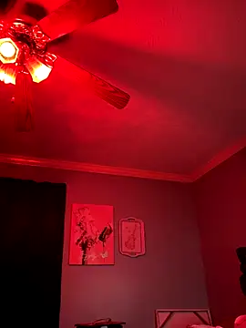 Snapshot of vixendoll87 chatting on October 2025 01:39:02 AM vixendoll87 online show from October 2025 01:39:02 AM