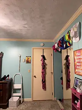 Snapshot of vixendoll87 chatting on November 2025 11:18:02 PM vixendoll87 online show from November 2025 11:18:02 PM