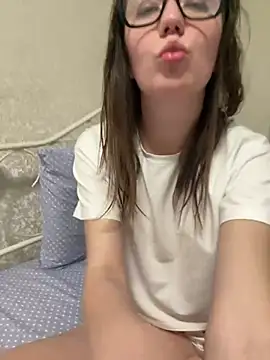 Snapshot of BeatriceTender chatting on February 2025 08:25:01 PM BeatriceTender online show from February 2025 08:25:01 PM