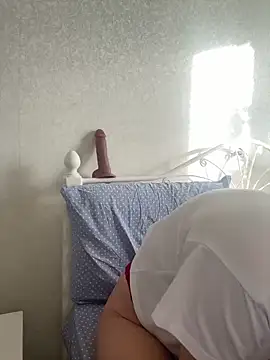 Snapshot of BeatriceTender chatting on February 2025 06:06:01 AM BeatriceTender online show from February 2025 06:06:01 AM