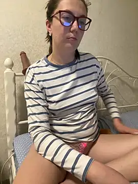 Snapshot of BeatriceTender chatting on October 2025 07:38:01 PM BeatriceTender online show from October 2025 07:38:01 PM