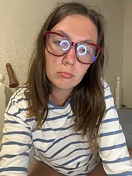 Snapshot of BeatriceTender chatting on July 2026 09:18:02 PM BeatriceTender online show from July 2026 09:18:02 PM
