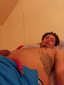 Snapshot of Warlock19975 chatting on February 2025 12:36:02 AM Warlock19975 online show from February 2025 12:36:02 AM