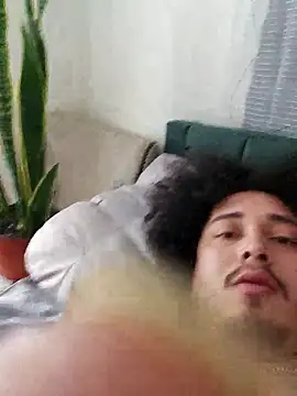 Snapshot of Warlock19975 chatting on January 2026 03:36:02 PM Warlock19975 online show from January 2026 03:36:02 PM