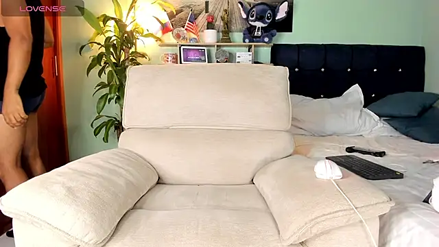 Neganhot  online show from June 2026 11:53:02 PM