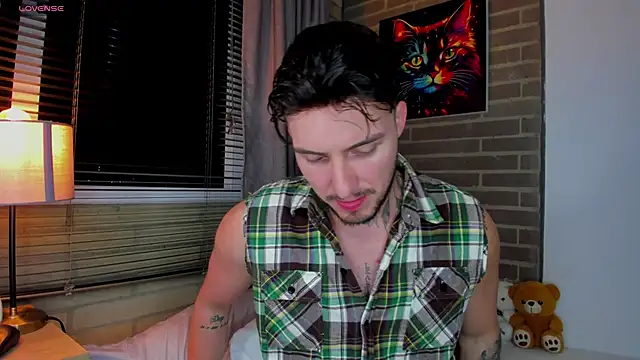 liam oficial02 online show from June 2026 03:31:01 AM