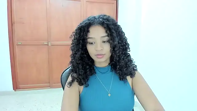 avellanatammy online show from December 2024 12:17:01 AM