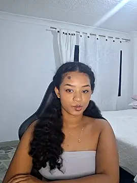 avellanatammy online show from April 2026 12:56:01 AM