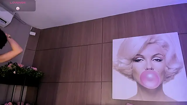 AgattaDuque online show from September 2025 11:08:01 PM