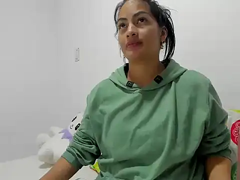 SamanthaBeke online show from April 2026 04:32:01 AM