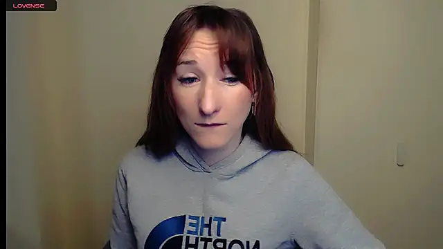 Snapshot of AmandaSell chatting on March 2025 08:28:02 AM AmandaSell online show from March 2025 08:28:02 AM