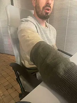 giorgakaci69 online show from March 2026 10:20:01 AM