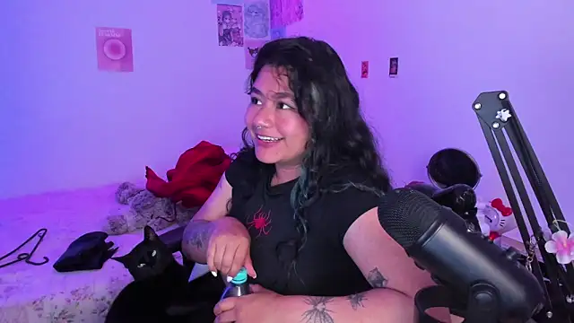 StephaniFox online show from December 2024 04:11:01 AM