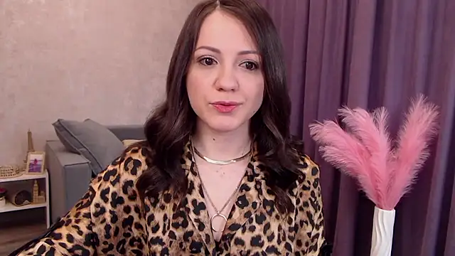 SusanMorado online show from November 2025 06:02:02 AM