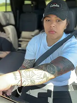 miacanela xo online show from June 2026 08:22:02 PM