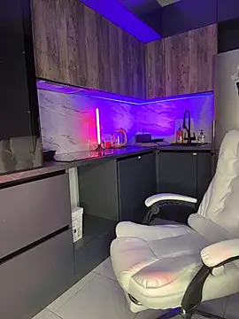 Melisa Ester online show from November 2025 02:46:01 PM