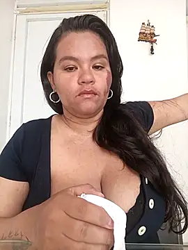 Julieta-tits online show from May 2026 02:57:02 PM