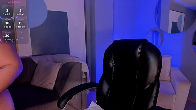 ViolettCastel online show from March 2025 07:31:02 PM