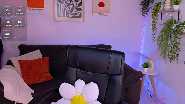 ViolettCastel online show from April 2026 08:57:02 PM