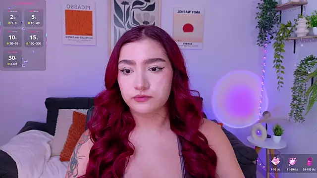 ViolettCastel online show from June 2026 07:23:02 PM