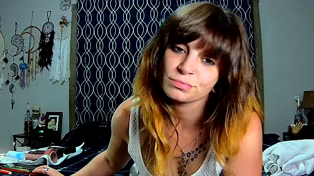 Snapshot of ZeelaXoXo chatting on October 2025 04:44:02 AM ZeelaXoXo online show from October 2025 04:44:02 AM