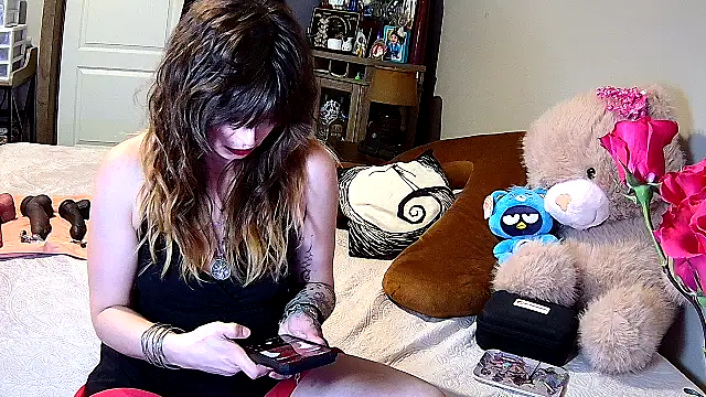 Snapshot of ZeelaXoXo chatting on February 2026 05:48:01 AM ZeelaXoXo online show from February 2026 05:48:01 AM