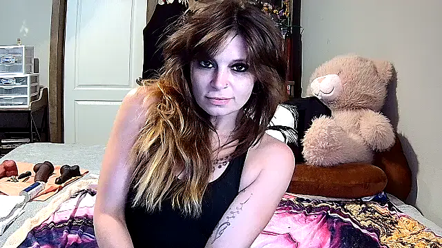 Snapshot of ZeelaXoXo chatting on February 2026 04:24:01 AM ZeelaXoXo online show from February 2026 04:24:01 AM