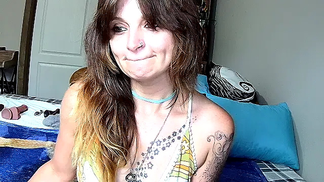 Snapshot of ZeelaXoXo chatting on March 2026 05:57:02 PM ZeelaXoXo online show from March 2026 05:57:02 PM