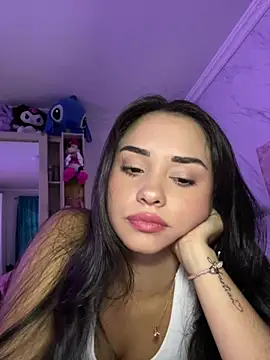 Snapshot of Kimmymadison- chatting on April 2026 10:45:01 PM Kimmymadison- online show from April 2026 10:45:01 PM