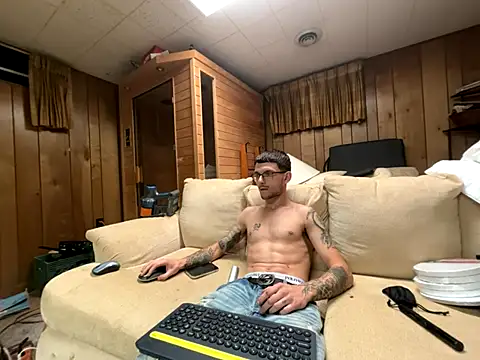 hungkubenski online show from October 2025 10:37:01 AM