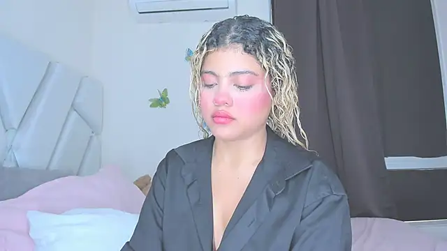 sofiacastillo01 online show from April 2026 08:14:02 PM