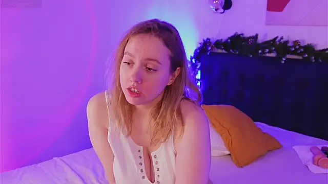 Snapshot of MrsPrude chatting on December 2024 05:34:01 AM MrsPrude online show from December 2024 05:34:01 AM