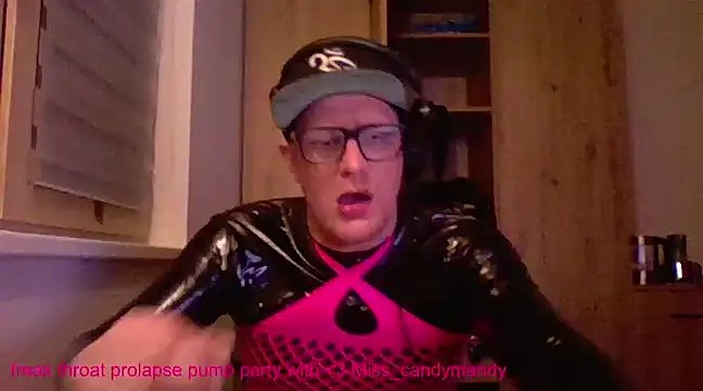 Snapshot of Bigthroaterboy chatting on February 2025 01:55:01 AM Bigthroaterboy online show from February 2025 01:55:01 AM
